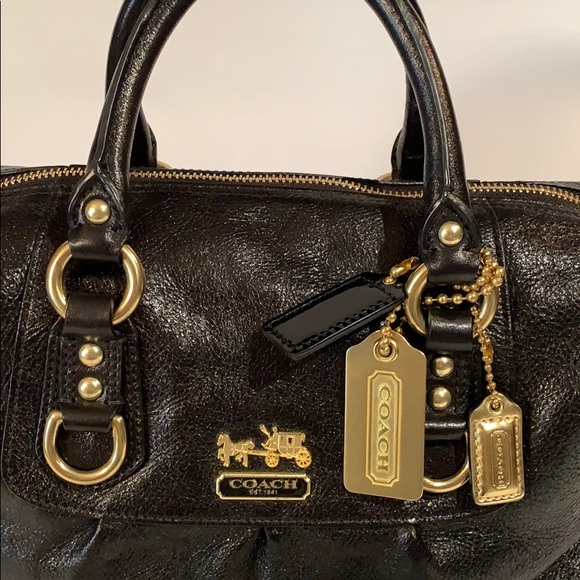 Coach Shoulder Bag - Picture 4 of 9